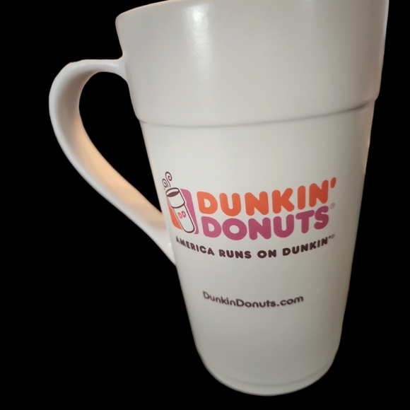 New 2013 Ceramic Dunkin Donuts Mug - Picture 3 of 5